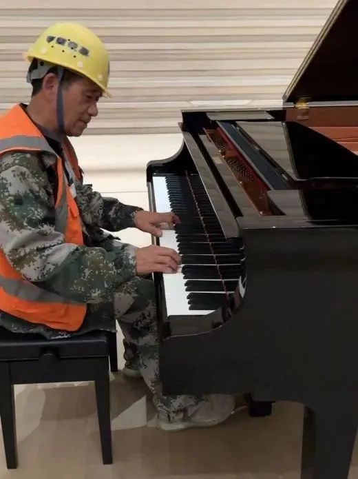 鋼琴入門指法教程_鋼琴_鋼琴搬運